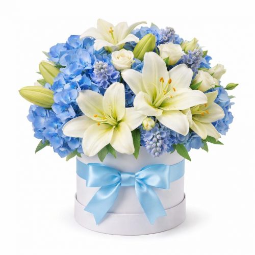Цветы в шляпной коробке «Голубая нежность»